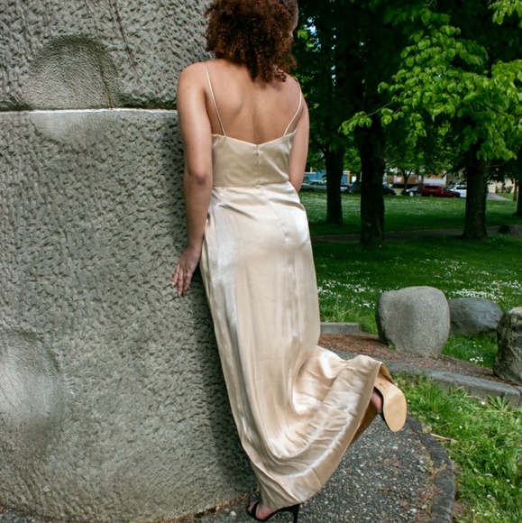 Champagne evening gown - Picture 5 of 5